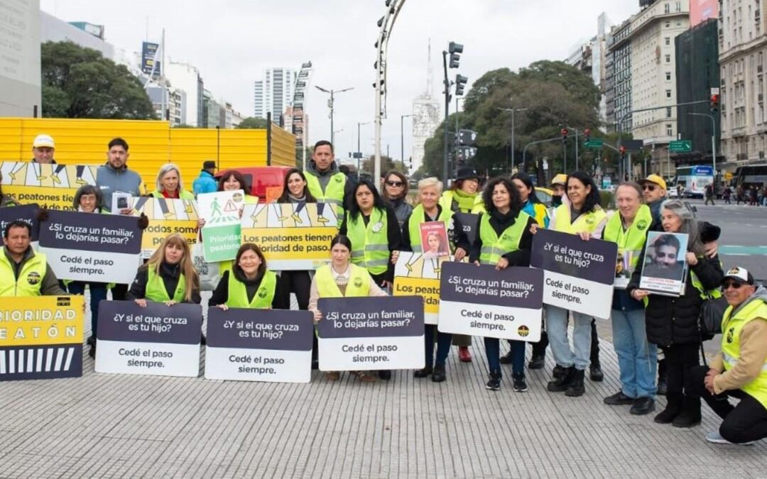 Cristina y Enrique Schott: «Todos somos peatones en algún momento»