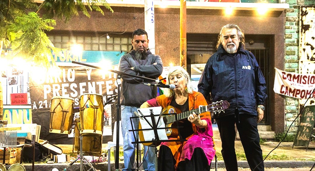 Silvia Bignami: «Es una canción dedicada a la memoria de Darío y Maxi»