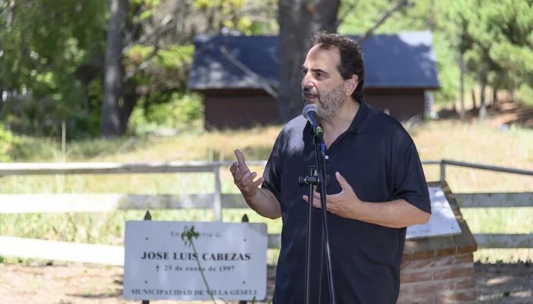 Gabriel Michi: «La prensa puede poner límite a los poderes más oscuros»
