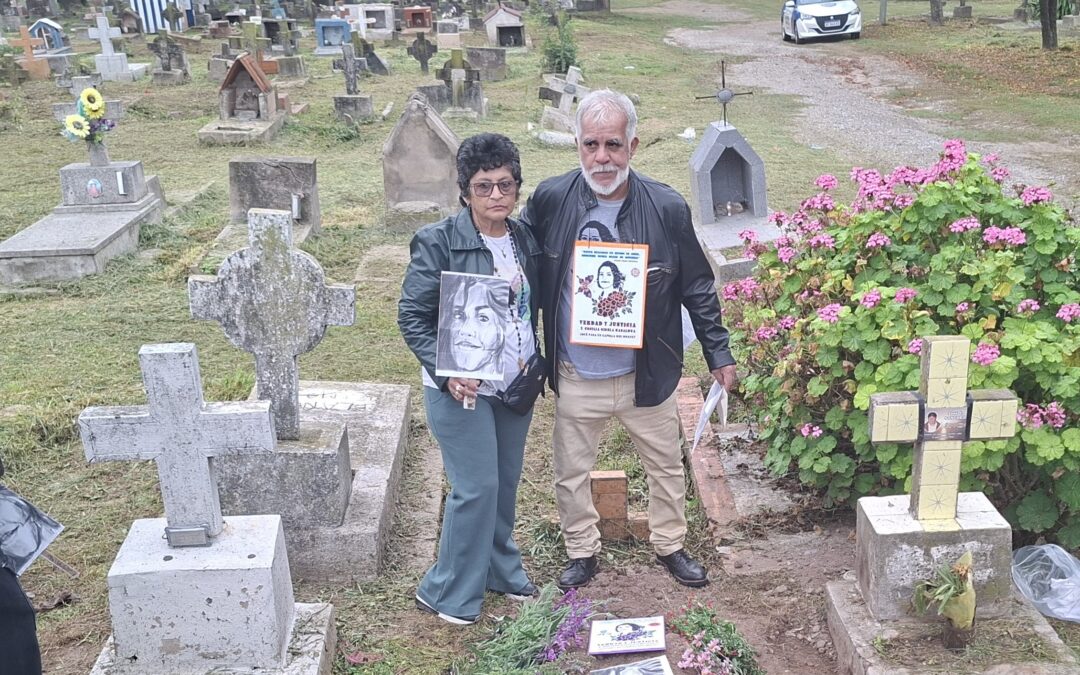 «Los restos de nuestra hija Cecilia están enterrados en una fosa común»