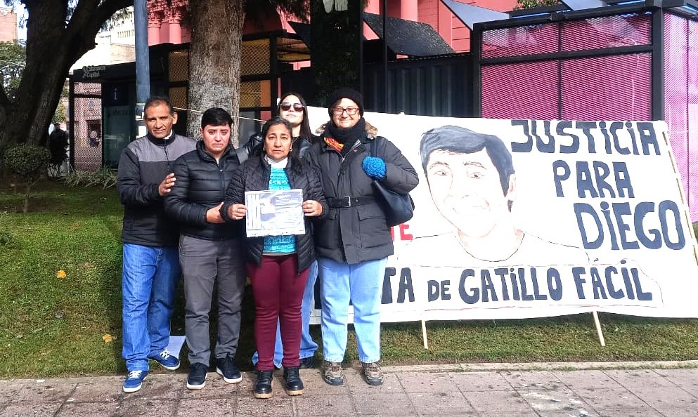 Claudia Véliz: «No queremos sueltos a los torturadores y asesinos de Diego»